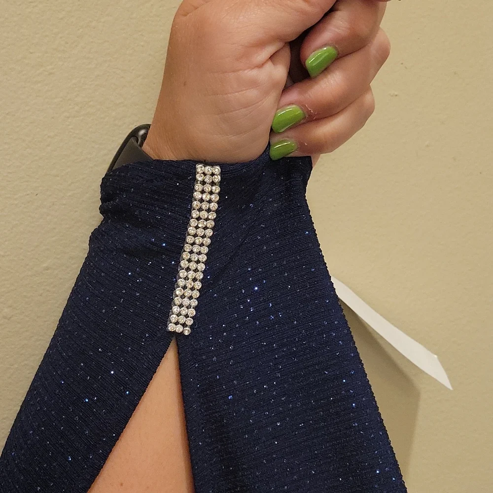 ✨️Beautiful Blue Sparkling Dress! - Picture 13 of 13